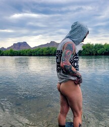 Sexy Boys - 508 610960a548814.jpg