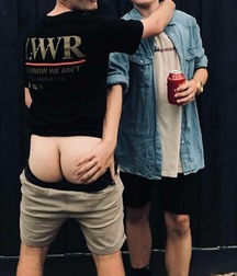 Sexy Boys - 532 613177de46468.jpg