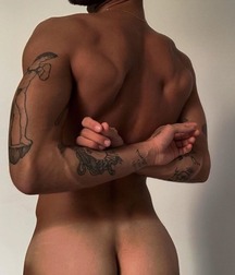 Sexy Boys - 571 61b7c9c8bdaf3.jpg