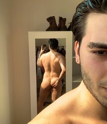 Sexy Boys - 573 61bf36082a78b.jpg