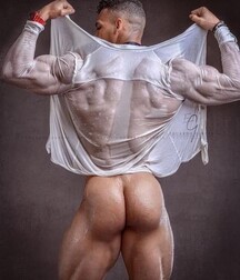 Sexy Boys - 585 621190132db43.jpg