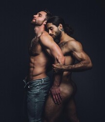 Sexy Boys - 586 62164aa49700d.jpg
