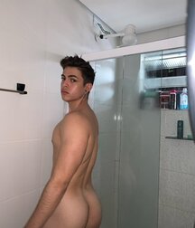 Sexy Boys - 593 624f99bf84085.jpg