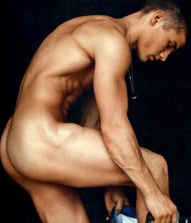 Sexy Boys - 606 62c79438637b2.jpg