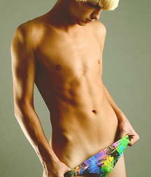 Twinks in Pants & Speedos  5e16671249ea4.jpg