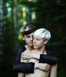 File2 twink tube 5e2374bbd21a4.jpg
