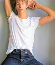 From Ian :-) Cute gay tube non nude twinks young guys 5f3313666c71e.png