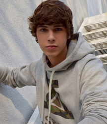 From Ian :-) Cute gay tube non nude twinks young guys 5f33137f18e7d.png