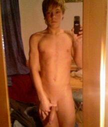 Mirror boys porn gay tube 5f817e62becf9.jpg