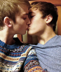 Sweet & Hot Kisses 5e3412f1cf2b6.jpg
