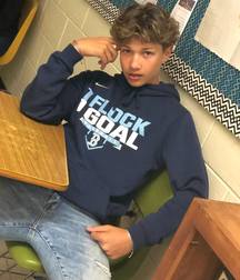 color fun boys 5e2f3734d953b.jpg