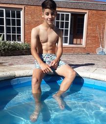 Cute Teens & Twinks  5e63014e12538.jpg