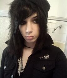 Barbies Emo Collection Gay Tube 592: Andy Biersack 5fa246fa87e5d.jpg