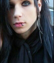 Barbies Emo Collection Gay Tube 592: Andy Biersack 5fa2470847366.jpg