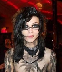 Barbies Emo Collection Gay Tube 592: Andy Biersack 5fa2474d3bd5b.jpg