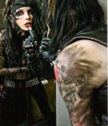 Barbies Emo Collection Gay Tube 592: Andy Biersack 5fa2477642268.jpg