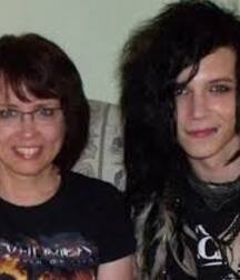Barbies Emo Collection Gay Tube 592: Andy Biersack 5fa2478ea86e7.jpg