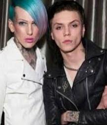 Barbies Emo Collection Gay Tube 592: Andy Biersack 5fa247e9d0e30.jpg