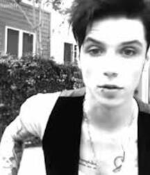 Barbies Emo Collection Gay Tube 592: Andy Biersack 5fa2496d774e6.jpg