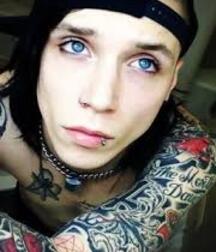 Barbies Emo Collection Gay Tube 592: Andy Biersack 5fa24974dda8d.jpg
