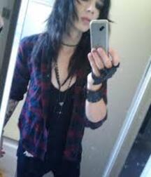 Barbies Emo Collection Gay Tube 592: Andy Biersack 5fa24a2fe4241.jpg