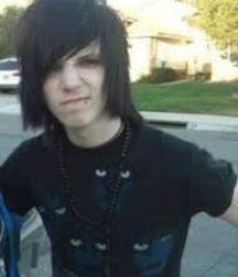 Barbies Emo Collection Gay Tube 592: Andy Biersack 5fa24b1101312.jpg