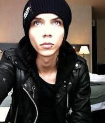 Barbies Emo Collection Gay Tube 592: Andy Biersack 5fa24b40d7d7f.jpg