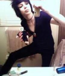 Barbies Emo Collection Gay Tube 592: Andy Biersack 5fa24b47ba598.jpg