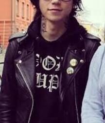 Barbies Emo Collection Gay Tube 592: Andy Biersack 5fa24b58cc3cc.jpg