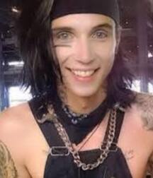 Barbies Emo Collection Gay Tube 592: Andy Biersack 5fa24b5fb0144.jpg