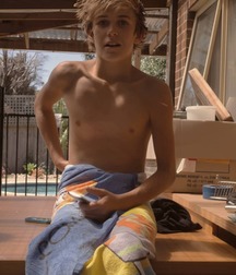 Boy treats... 5e70dde3e24c5.jpg