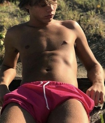 More beautiful eye candy. 5e631b144e3d1.jpeg