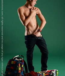 Hunter PT. 2 - Gay Tube Model teens 5f7a681a4c7e2.jpg