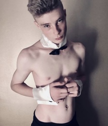 Cute Boys 5e68934cc1185.jpeg