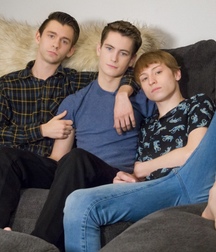 Threesome 5e98044aaff1d.jpeg