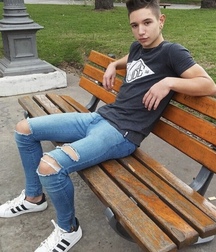 Boys & Their Amateur Twink Selfies 5eb50ad15901c.jpeg