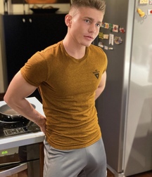 Bulges Mix Gay Tube Guys 5f94390f844d3.jpeg