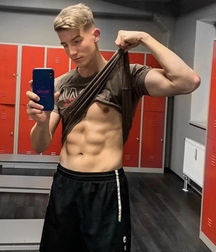 Good looking men gay tube 5f96ae16679ec.jpeg