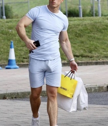 Bulges Gay Tube 5fa05621f082a.jpeg