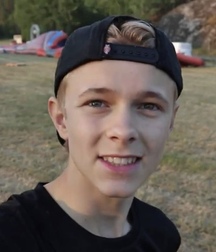 Twinks Cute Guys Gay Tube 5fa0569b2918c.jpeg