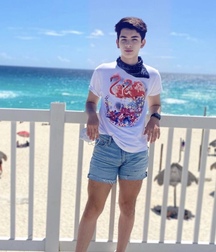 Cute gay tube guys mix 5fa0576a99a64.jpeg