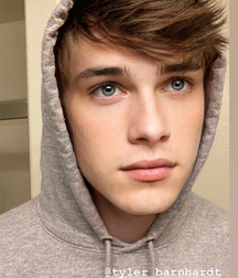 Cute boys nice gay tube faces and bodies 5fd3973e664ef.jpeg