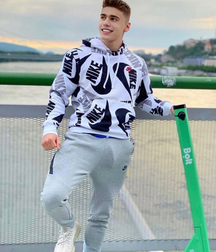 Sexy twinks gay tube boys 605b0b2221242.jpeg