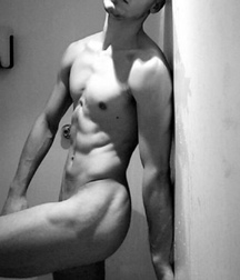 Matty Shirtless Gay Tube 60893e018e7a1.jpeg