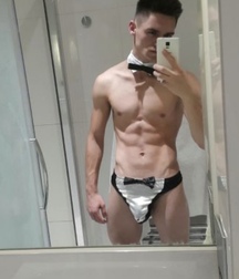 Matty Shirtless Gay Tube 60893e0bc7892.jpeg