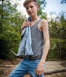 JBruins Model Twink Tube 60d599fb6ad63.jpeg