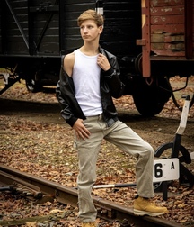 J.Bruin Model Twink Tube Art