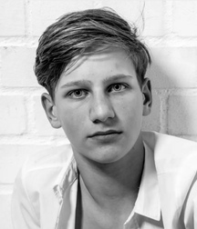 J.Bruin Model Twink Tube Art 61f981ebc9223.jpeg