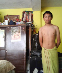 bb boys am und im pool 5e76cf94e6b18.jpg