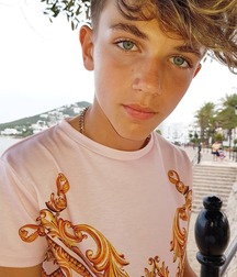 only to ali - cute shirtless gay twinks 5e9b3cd729a24.jpg